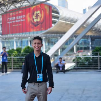 Sebas en feria de caton